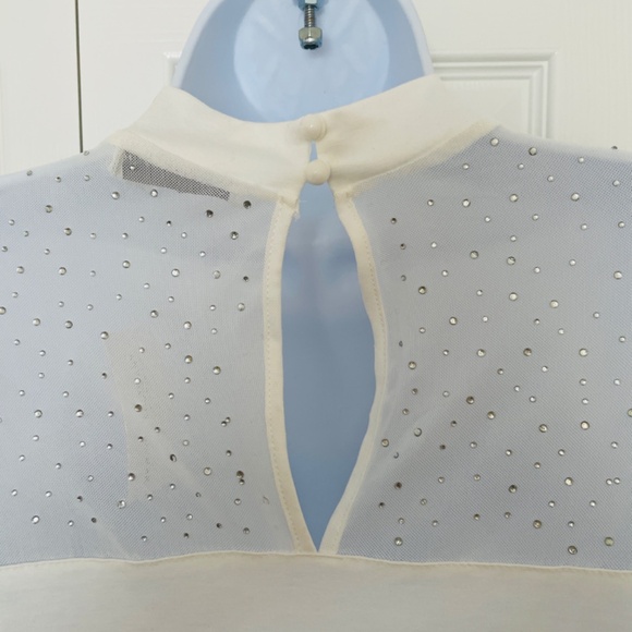 ✨ New York & Company Mesh Rhinestone Mock-Neck Top – Size Large, NWT - Picture 5 of 8